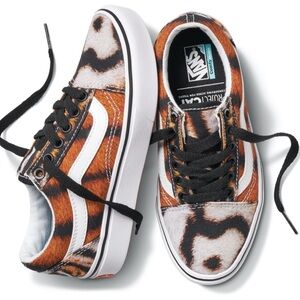 New in box retro old skool discovery channel comycush gym shoes 5.5 37 eur uk 5